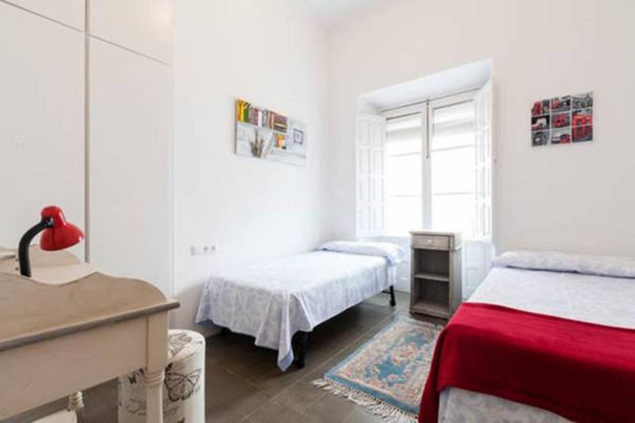Apartamentos Rg Arenal Siviglia Camera foto