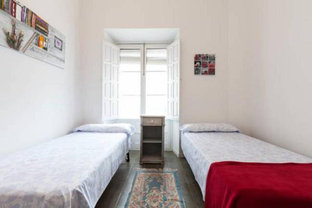 Apartamentos Rg Arenal Siviglia Camera foto